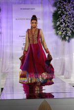 Model walks the ramp for Manish Malhotra at Aamby Valley India Bridal Week day 5 on 2nd Nov 2010 (125).JPG